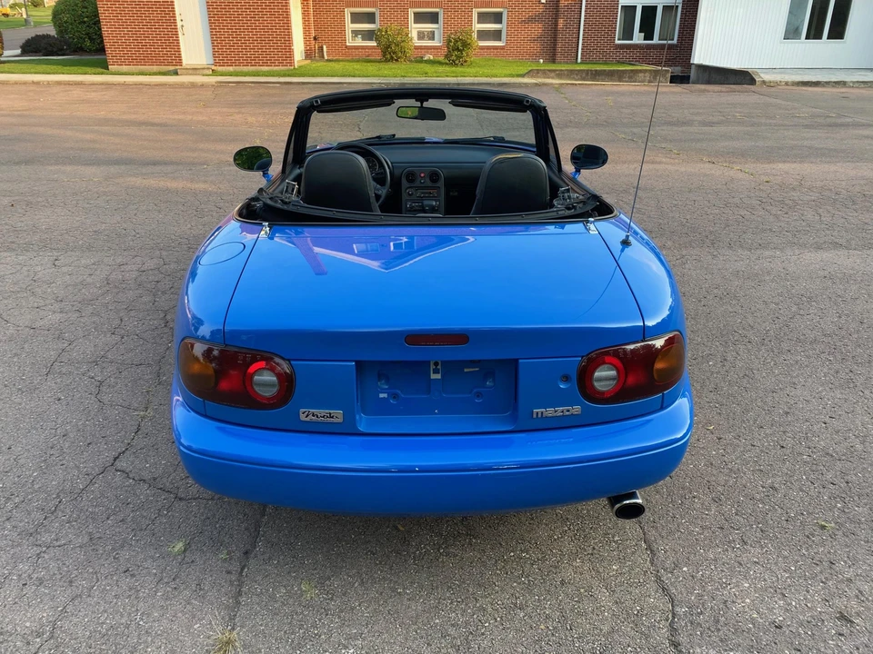 1990 Mazda NA MX-5 Miata - Image 5 of 31