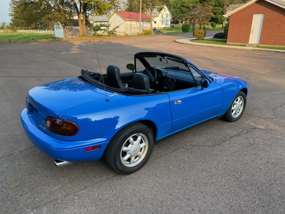 1990 Mazda NA MX-5 Miata - Image 7 of 31