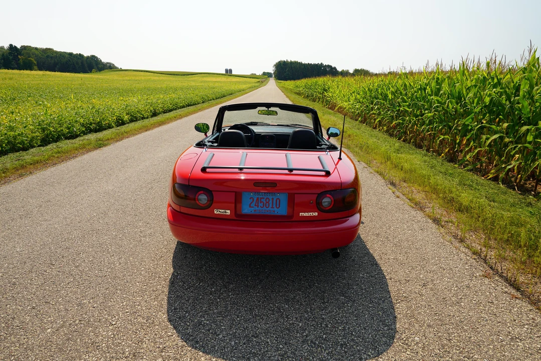 1990 Mazda NA MX-5 Miata - Image 9 of 31