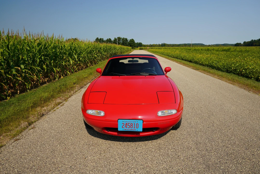 1990 Mazda NA MX-5 Miata - Image 13 of 31