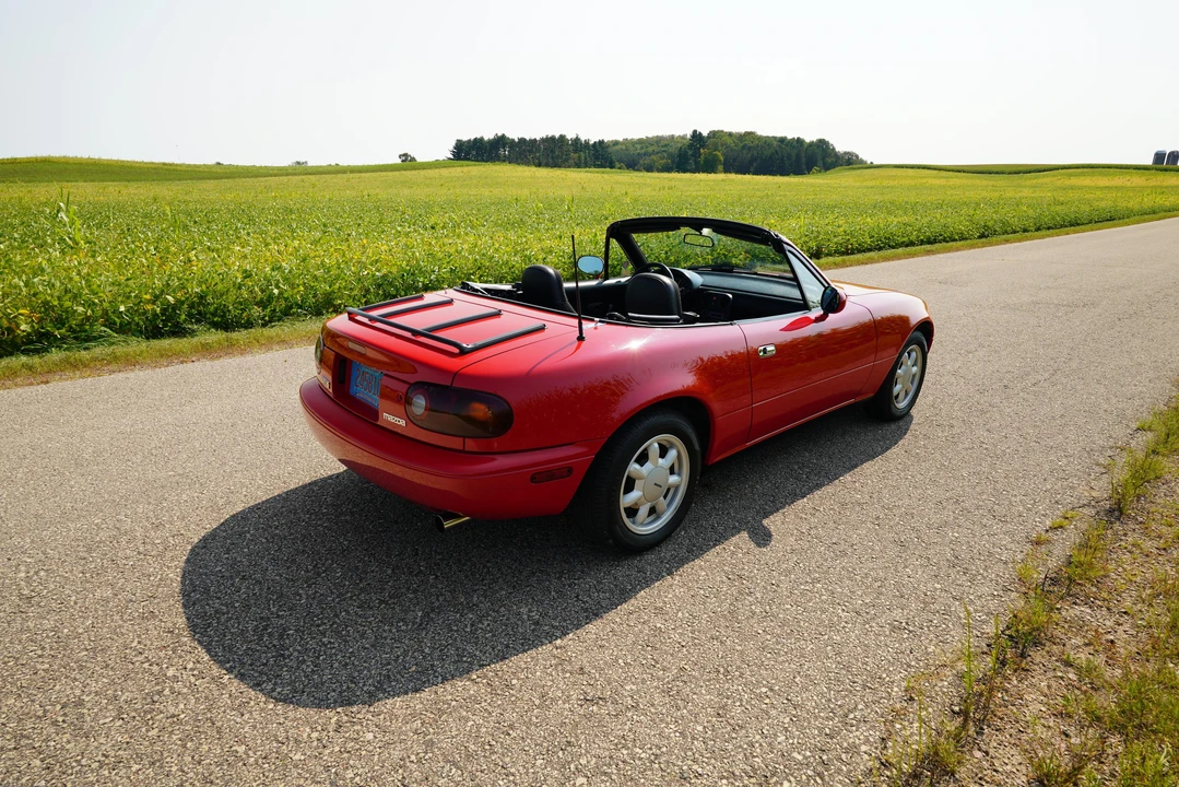 1990 Mazda NA MX-5 Miata - Image 10 of 31