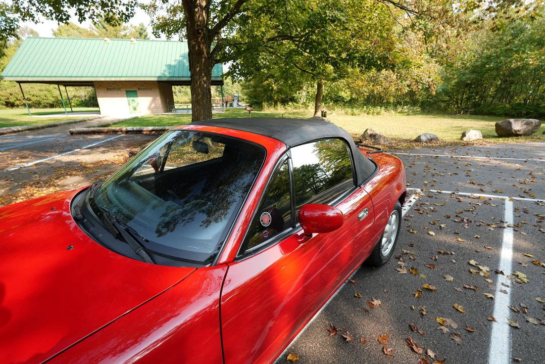 1990 Mazda NA MX-5 Miata - Image 25 of 31