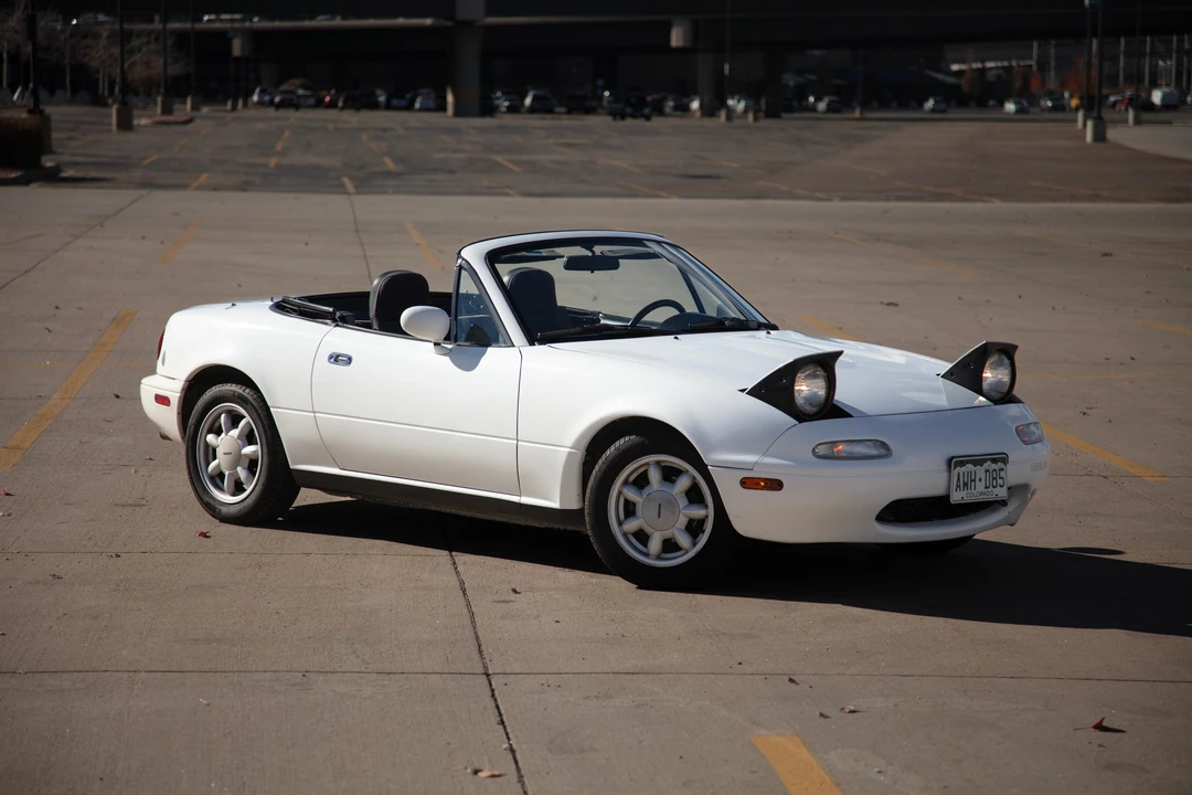 1990 Mazda NA MX-5 Miata - Image 13 of 31