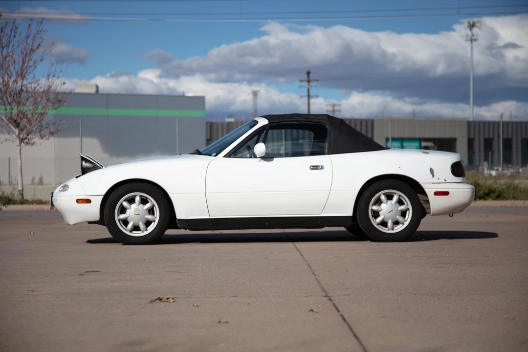 1990 Mazda NA MX-5 Miata - Image 7 of 31