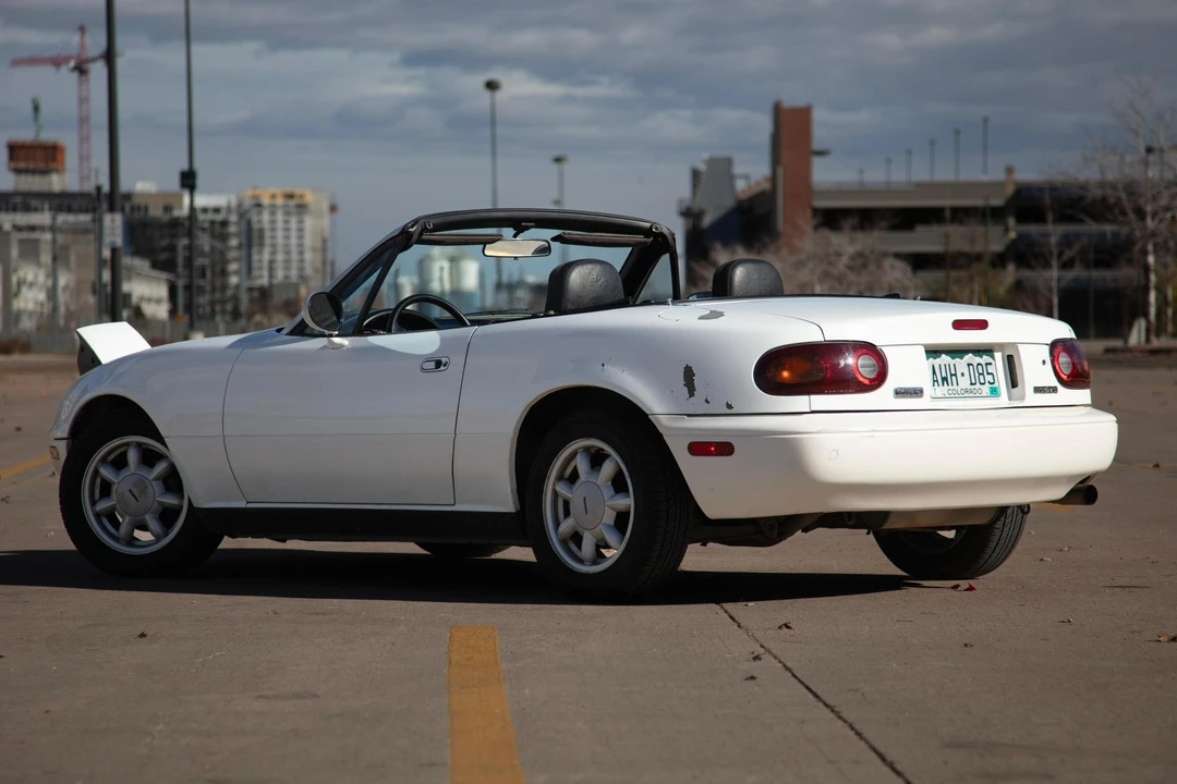 1990 Mazda NA MX-5 Miata - Image 4 of 31