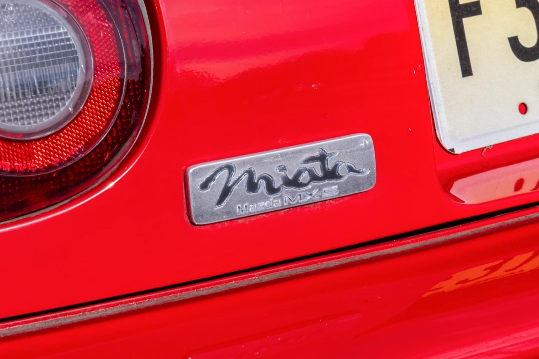 1990 Mazda NA MX-5 Miata - Image 28 of 31