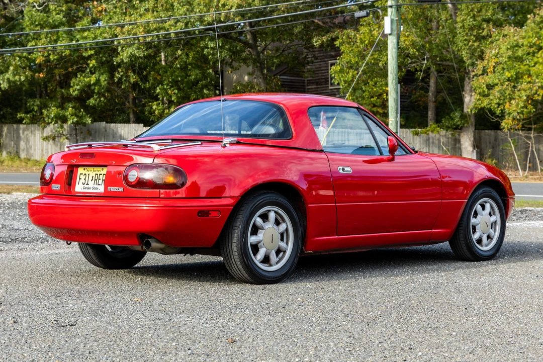 1990 Mazda NA MX-5 Miata - Image 4 of 31