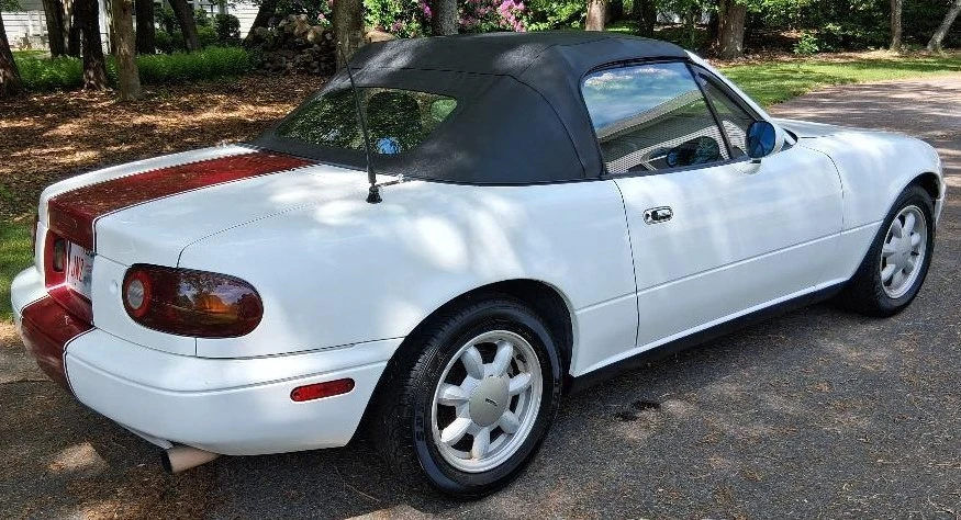 1990 Mazda - Image 8 of 16
