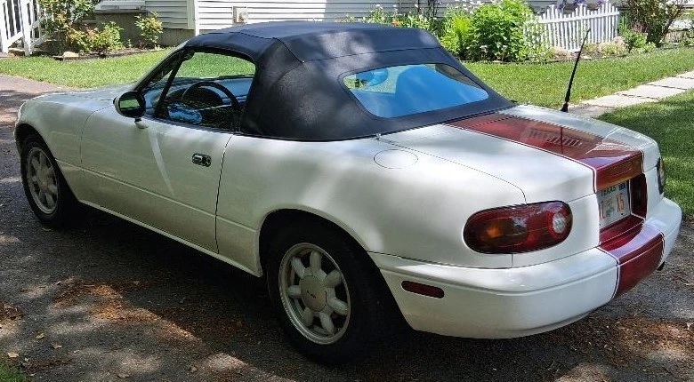 1990 Mazda - Image 3 of 16