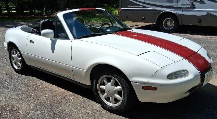 1990 Mazda - Image 10 of 16