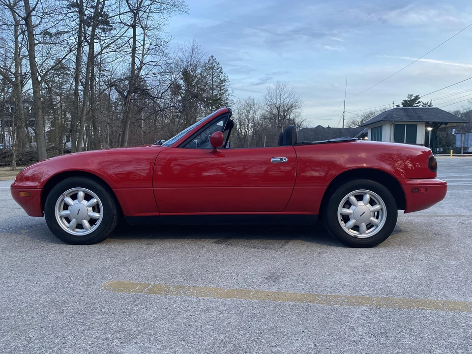 1990 Mazda NA MX-5 Miata - Image 4 of 31
