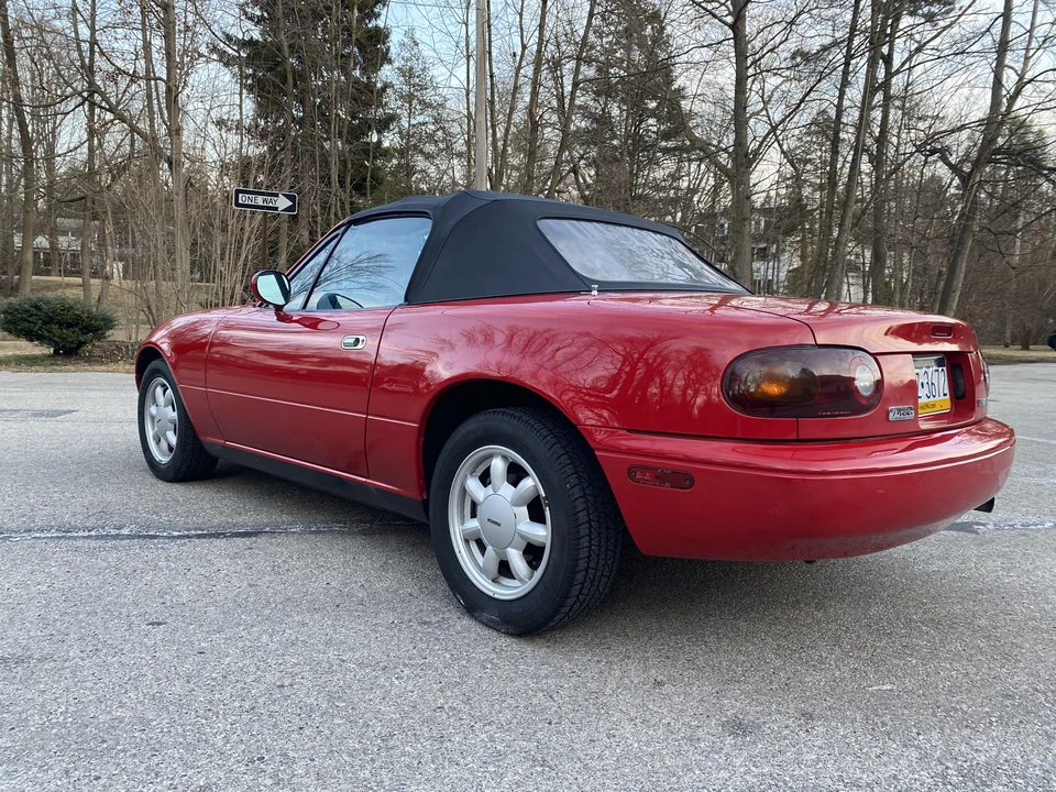 1990 Mazda NA MX-5 Miata - Image 23 of 31