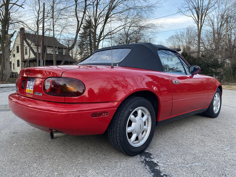 1990 Mazda NA MX-5 Miata - Image 26 of 31