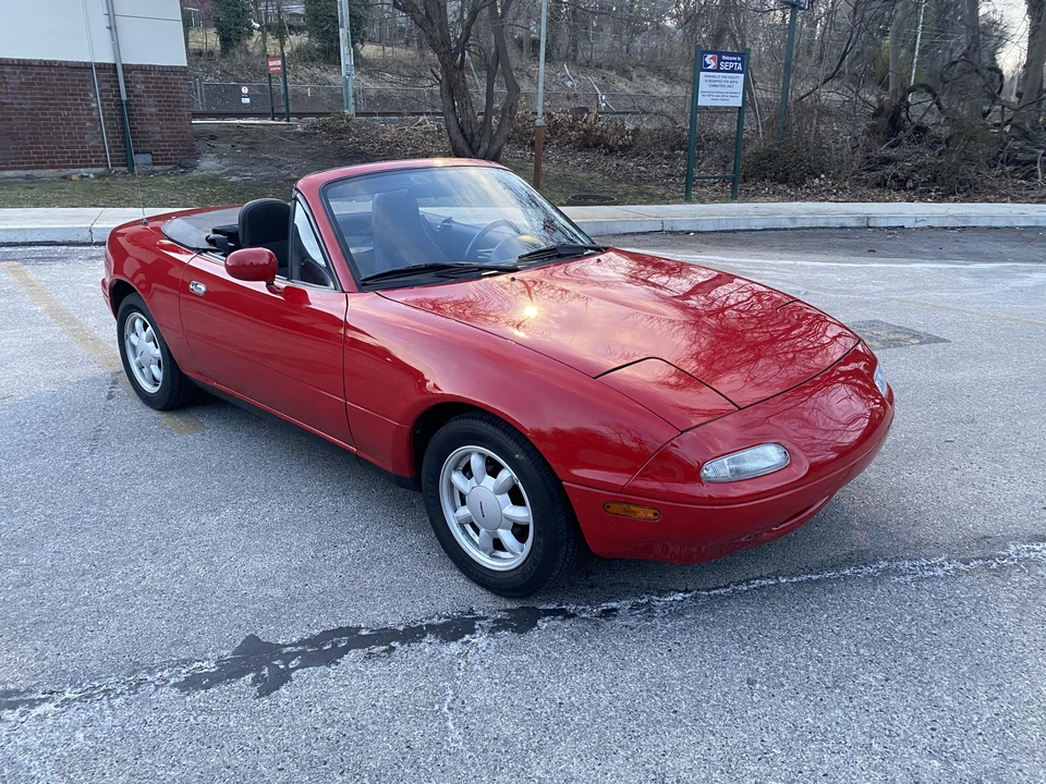 1990 Mazda NA MX-5 Miata - Image 17 of 31