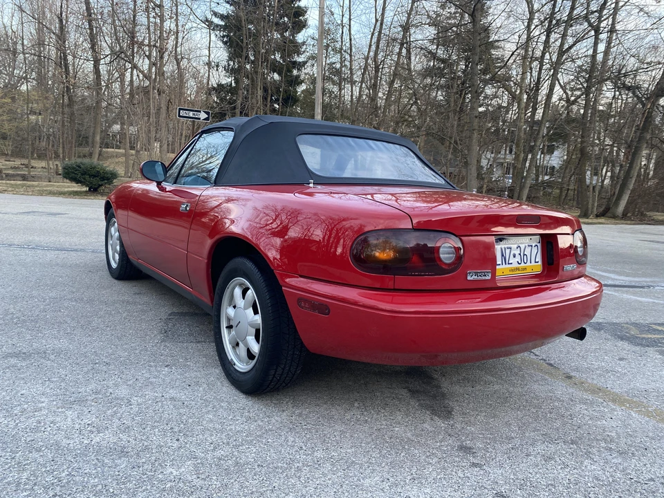 1990 Mazda NA MX-5 Miata - Image 24 of 31