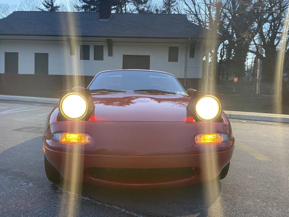 1990 Mazda NA MX-5 Miata - Image 8 of 31
