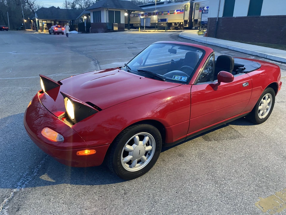 1990 Mazda NA MX-5 Miata - Image 11 of 31