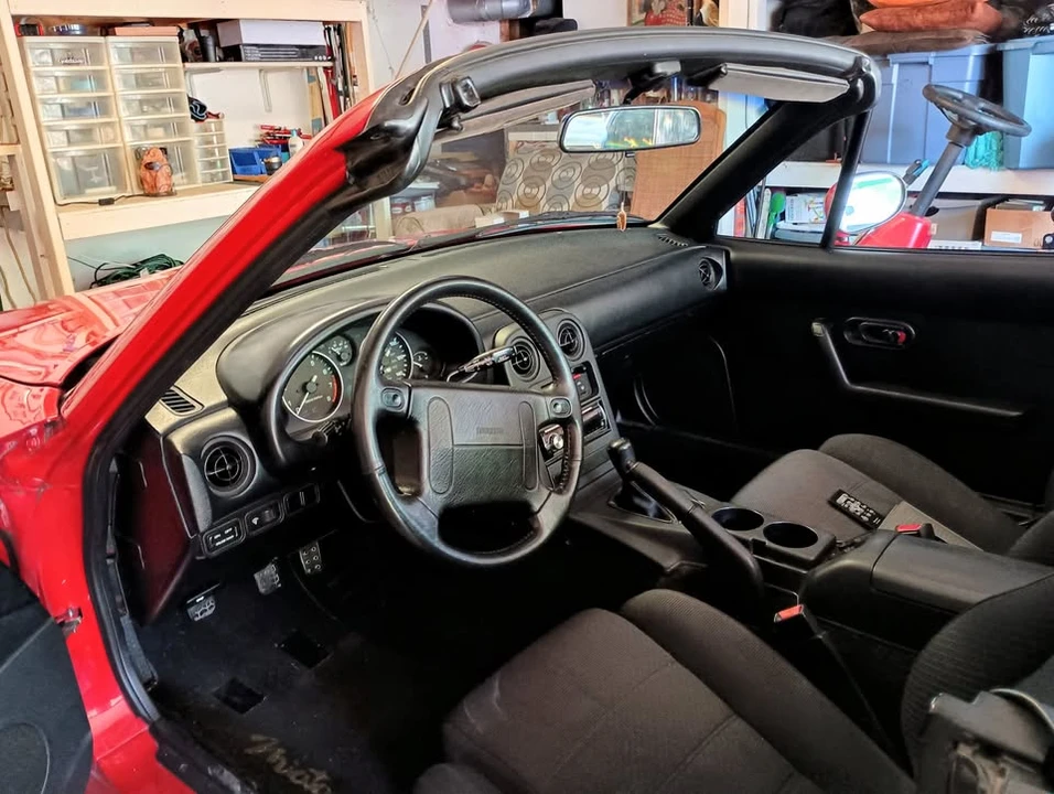 1990 Mazda NA MX-5 Miata - Image 4 of 8
