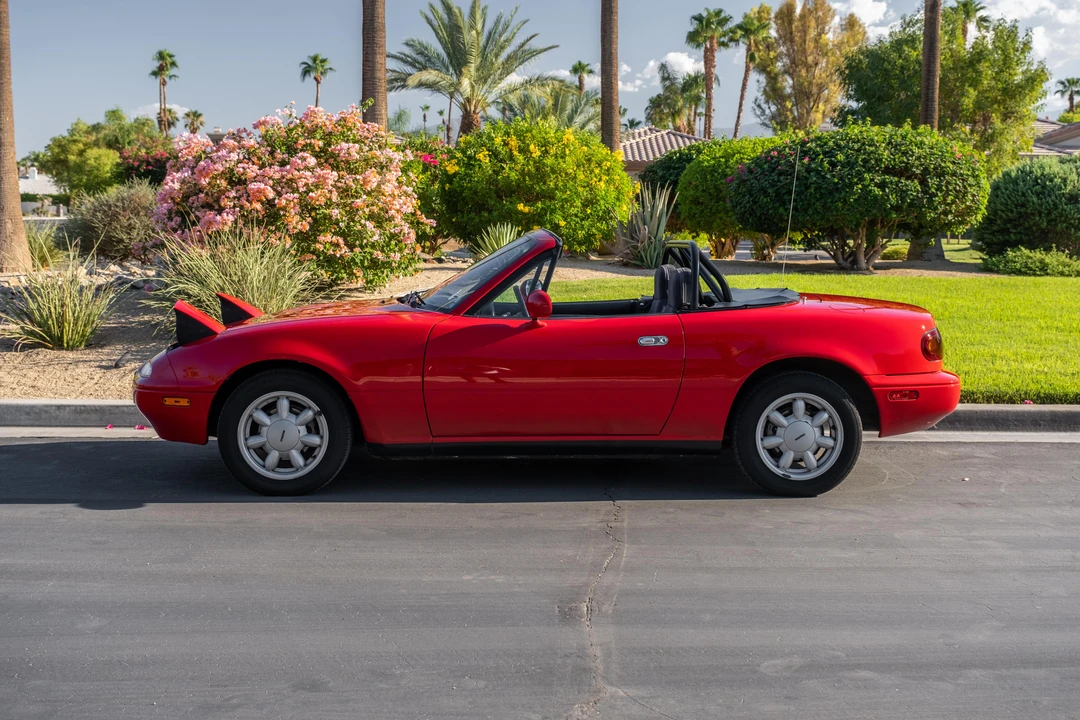 1990 Mazda NA MX-5 Miata - Image 8 of 31