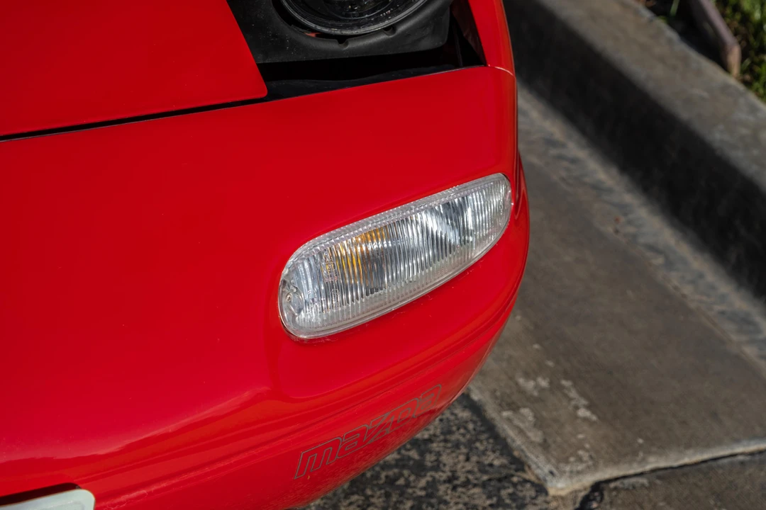 1990 Mazda NA MX-5 Miata - Image 29 of 31