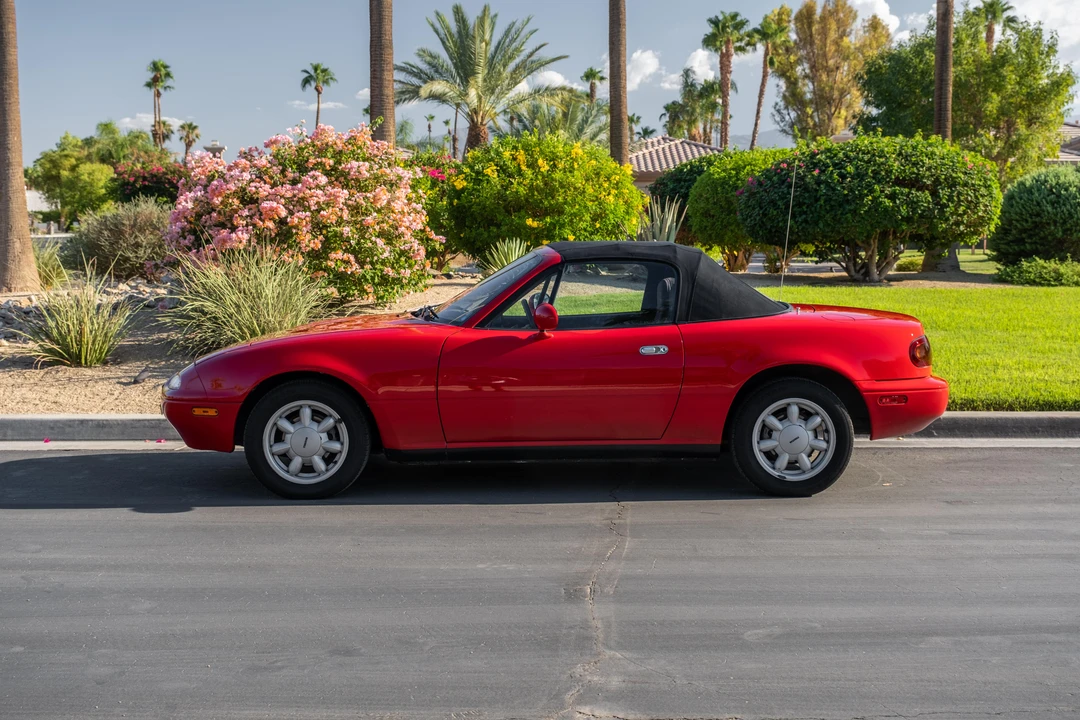 1990 Mazda NA MX-5 Miata - Image 16 of 31