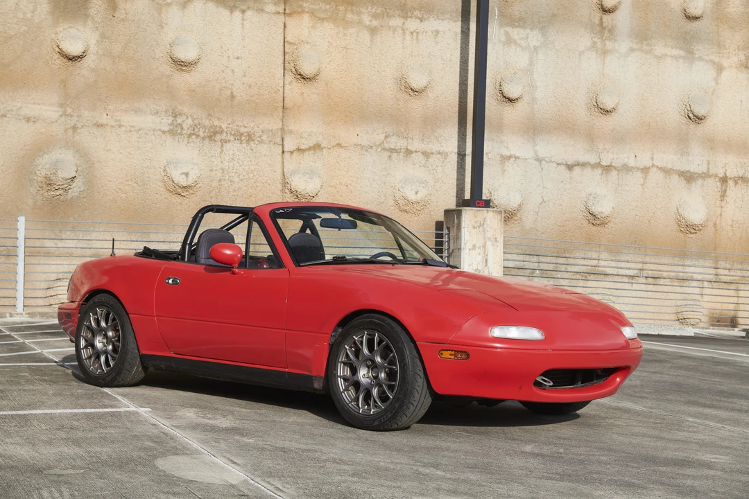 1990 Mazda NA MX-5 Miata - Image 16 of 31