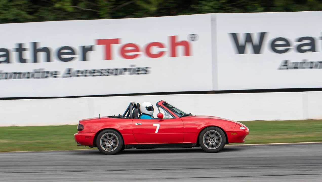 1990 Mazda NA MX-5 Miata - Image 19 of 31