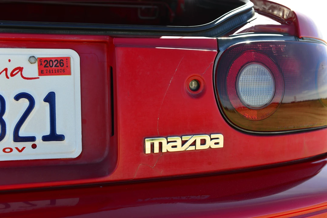 1990 Mazda NA MX-5 Miata - Image 28 of 31