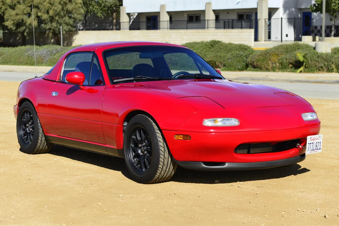 1990 Mazda NA MX-5 Miata - Image 6 of 31