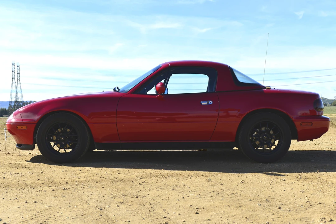1990 Mazda NA MX-5 Miata - Image 3 of 31