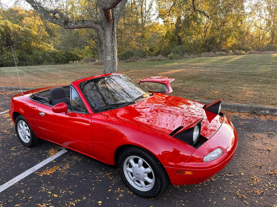 1990 Mazda NA MX-5 Miata - Image 13 of 31