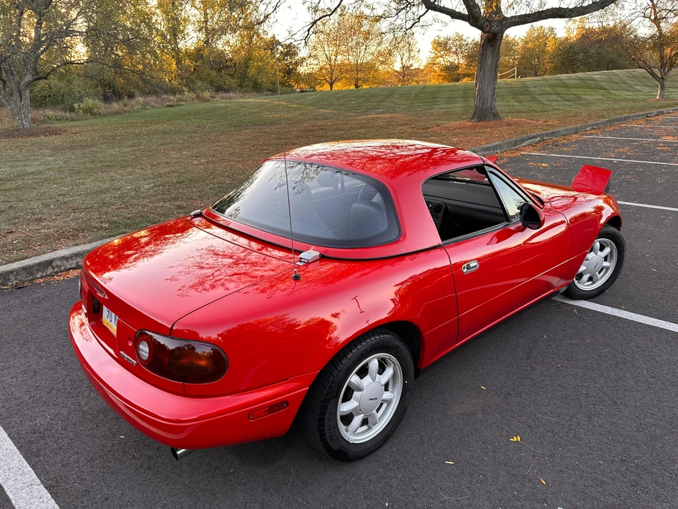 1990 Mazda NA MX-5 Miata - Image 28 of 31