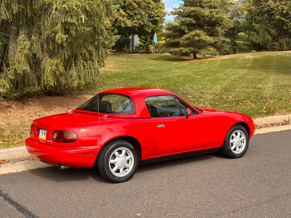 1990 Mazda NA MX-5 Miata - Image 30 of 31
