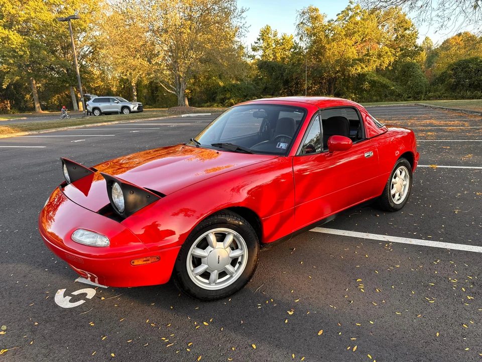 1990 Mazda NA MX-5 Miata - Image 21 of 31