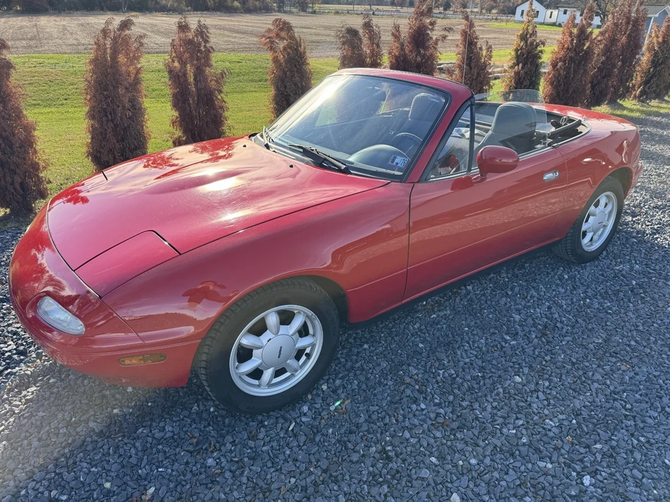 1990 Mazda NA MX-5 Miata - Image 11 of 30