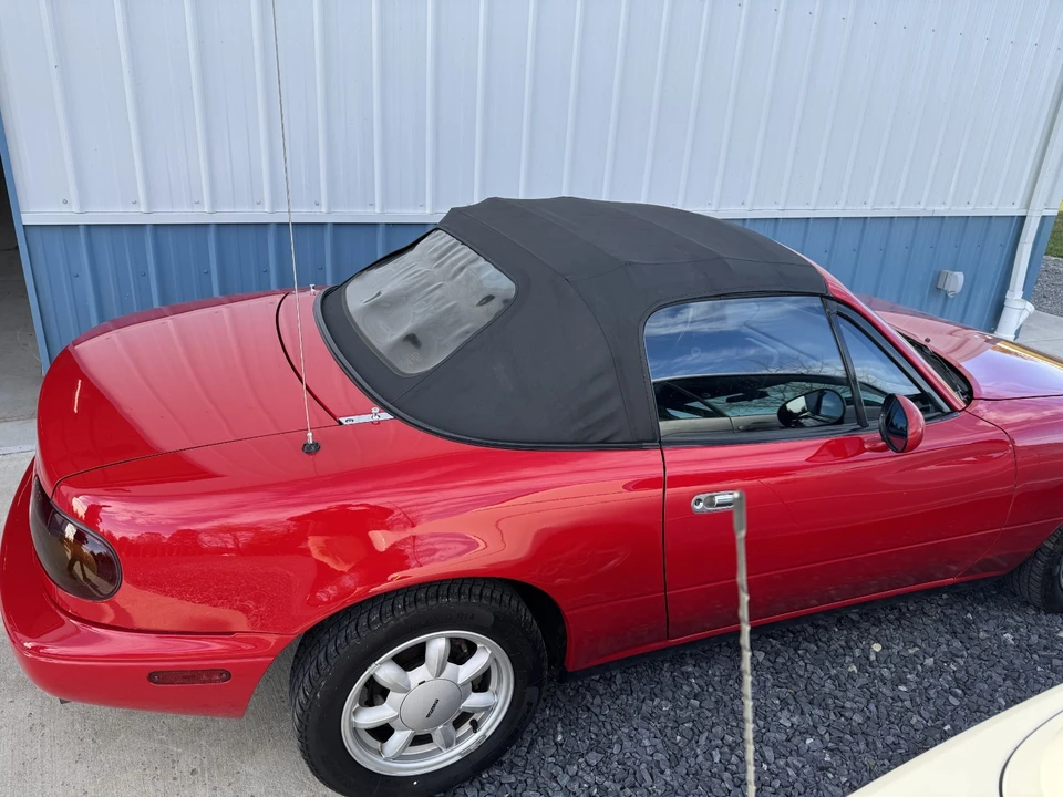 1990 Mazda NA MX-5 Miata - Image 15 of 30