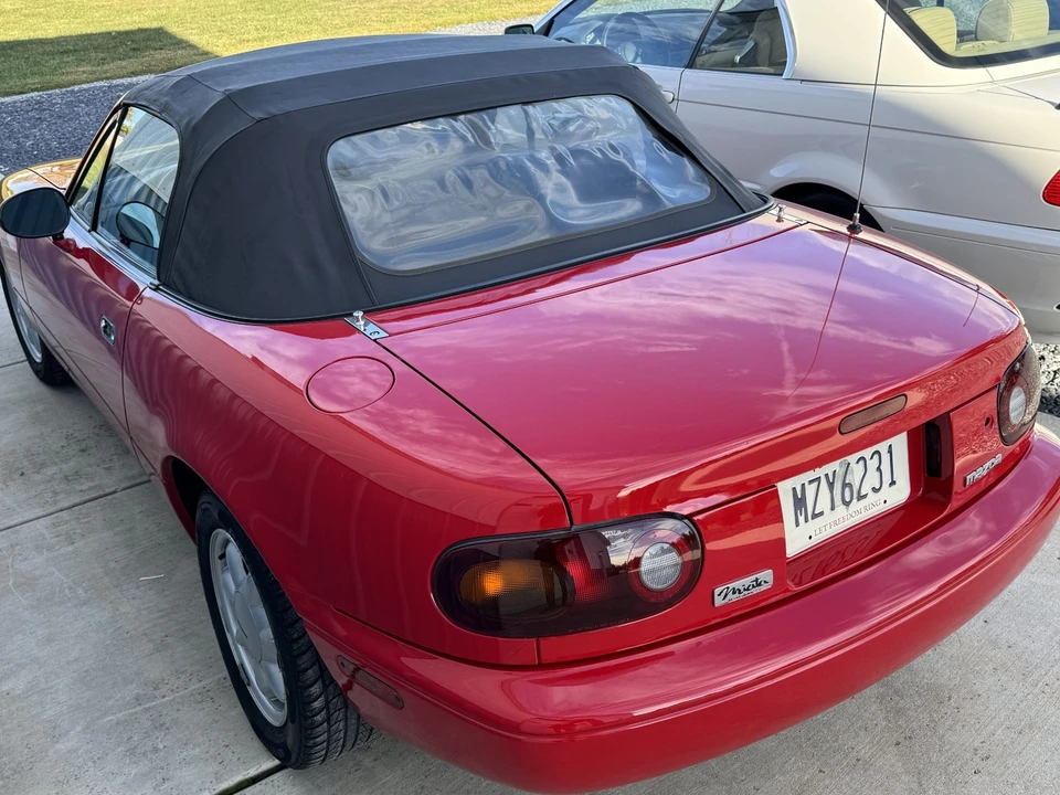 1990 Mazda NA MX-5 Miata - Image 16 of 30