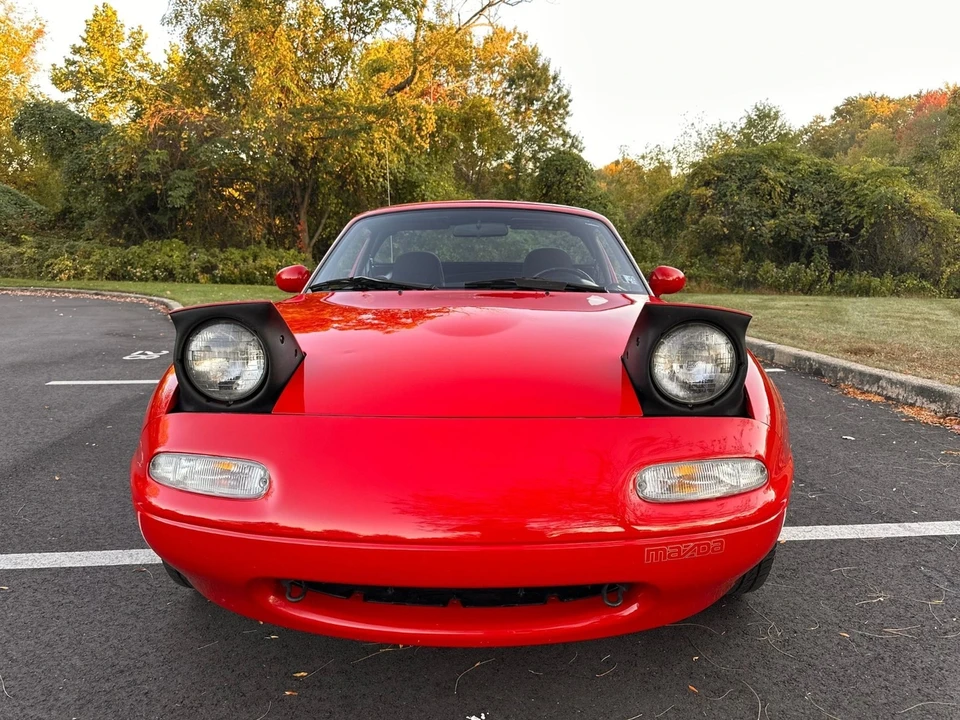 1990 Mazda NA MX-5 Miata - Image 5 of 15
