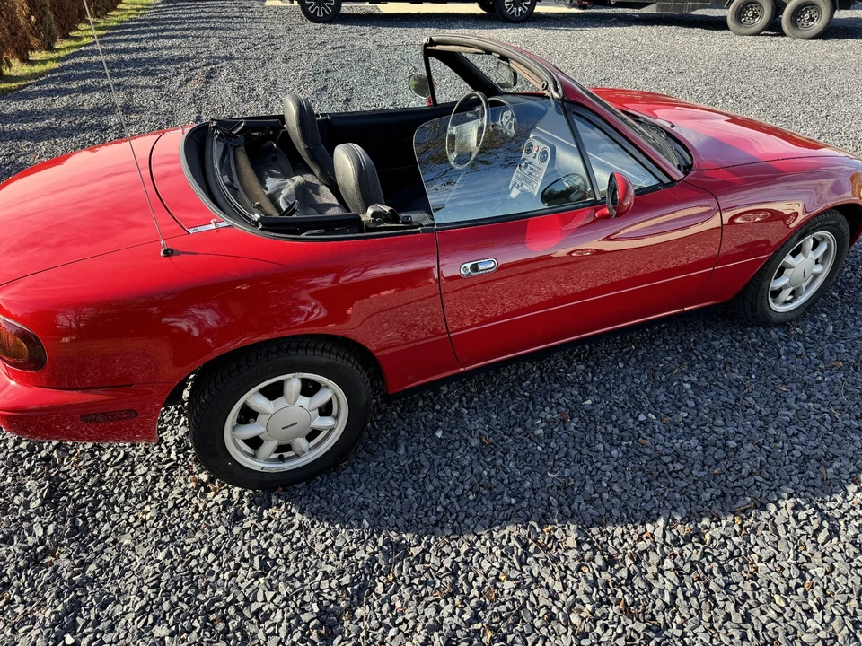 1990 Mazda NA MX-5 Miata - Image 12 of 30