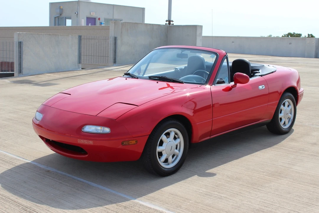 1990 Mazda NA MX-5 Miata - Image 2 of 31