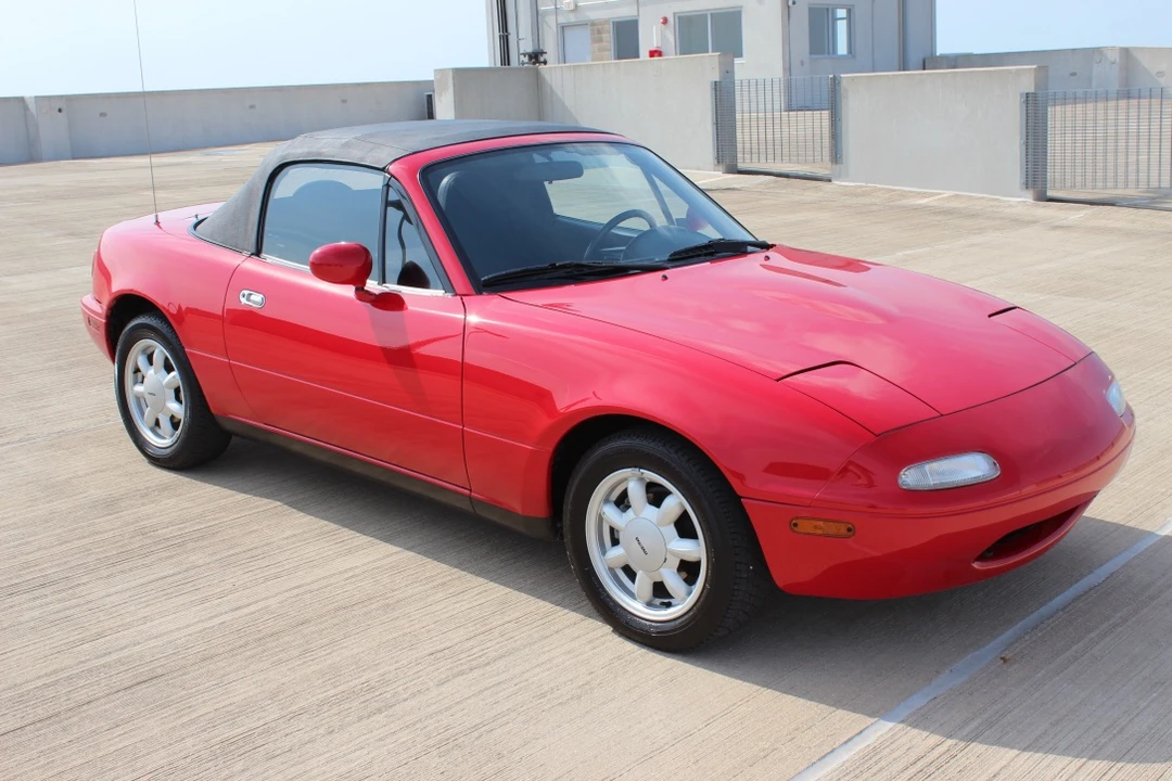 1990 Mazda NA MX-5 Miata - Image 23 of 31