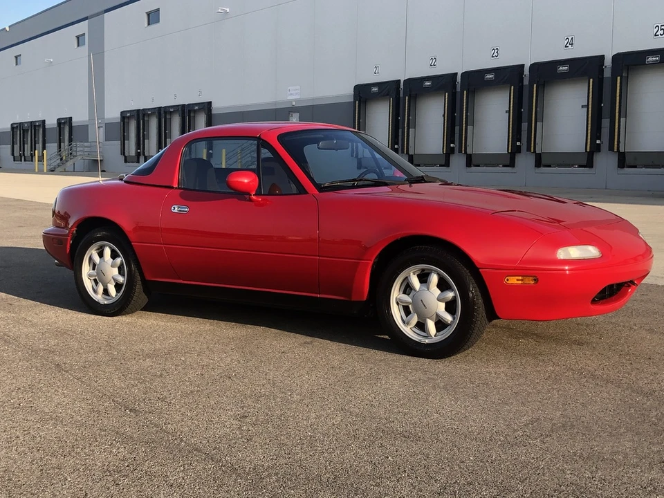 1990 Mazda NA MX-5 Miata - Image 27 of 31