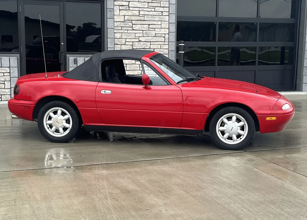 1990 Mazda NA MX-5 Miata - Image 12 of 31
