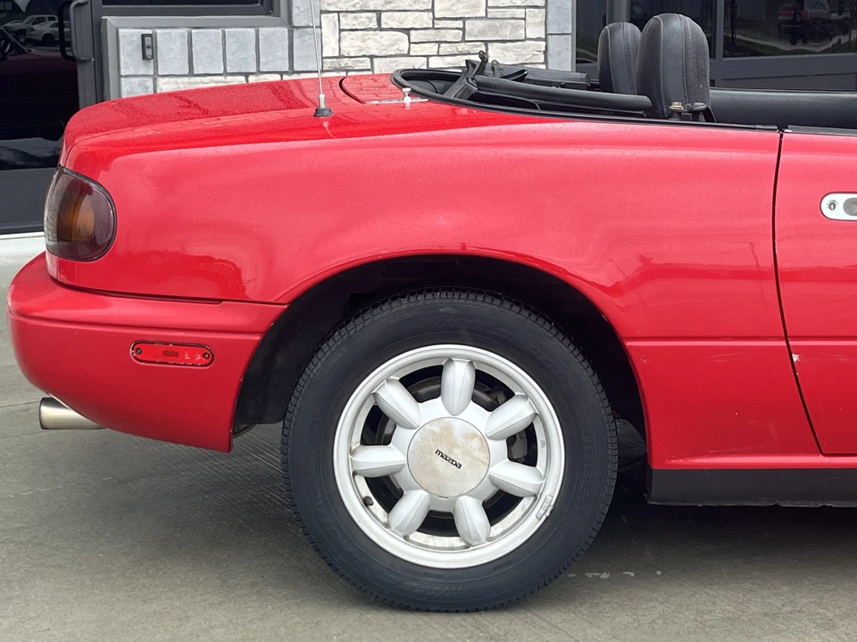 1990 Mazda NA MX-5 Miata - Image 30 of 31