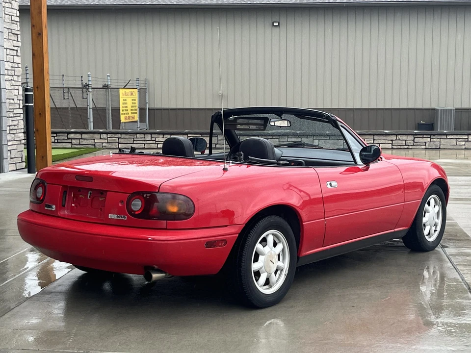 1990 Mazda NA MX-5 Miata - Image 3 of 31