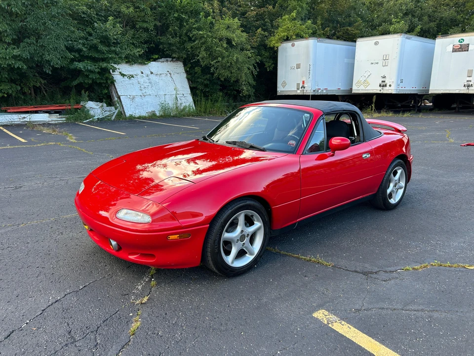 1990 Mazda NA MX-5 Miata - Image 19 of 31