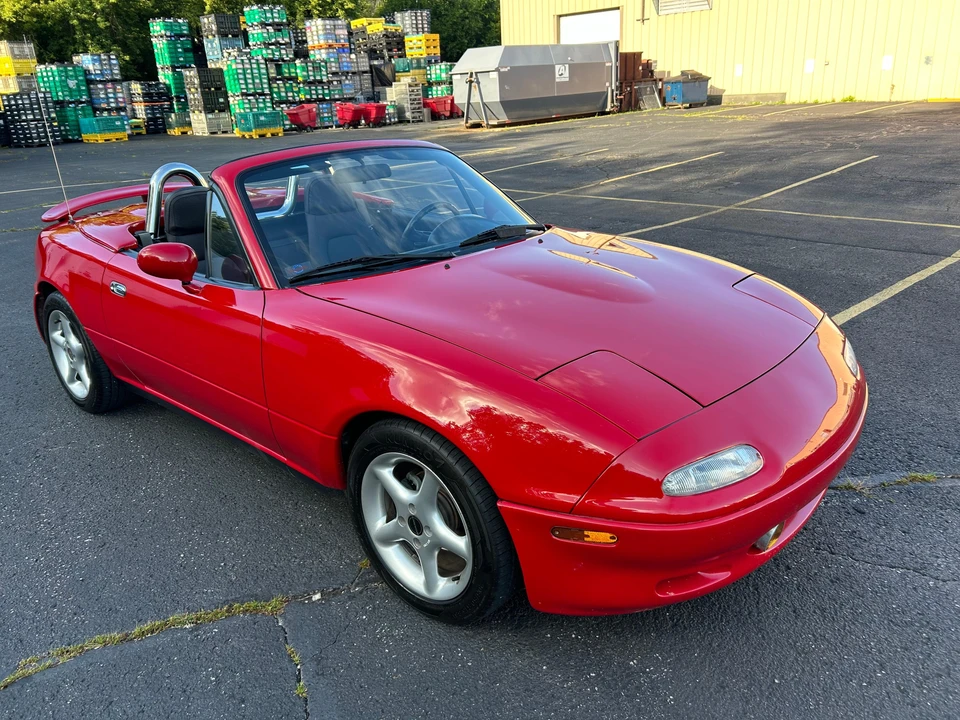 1990 Mazda NA MX-5 Miata - Image 16 of 31