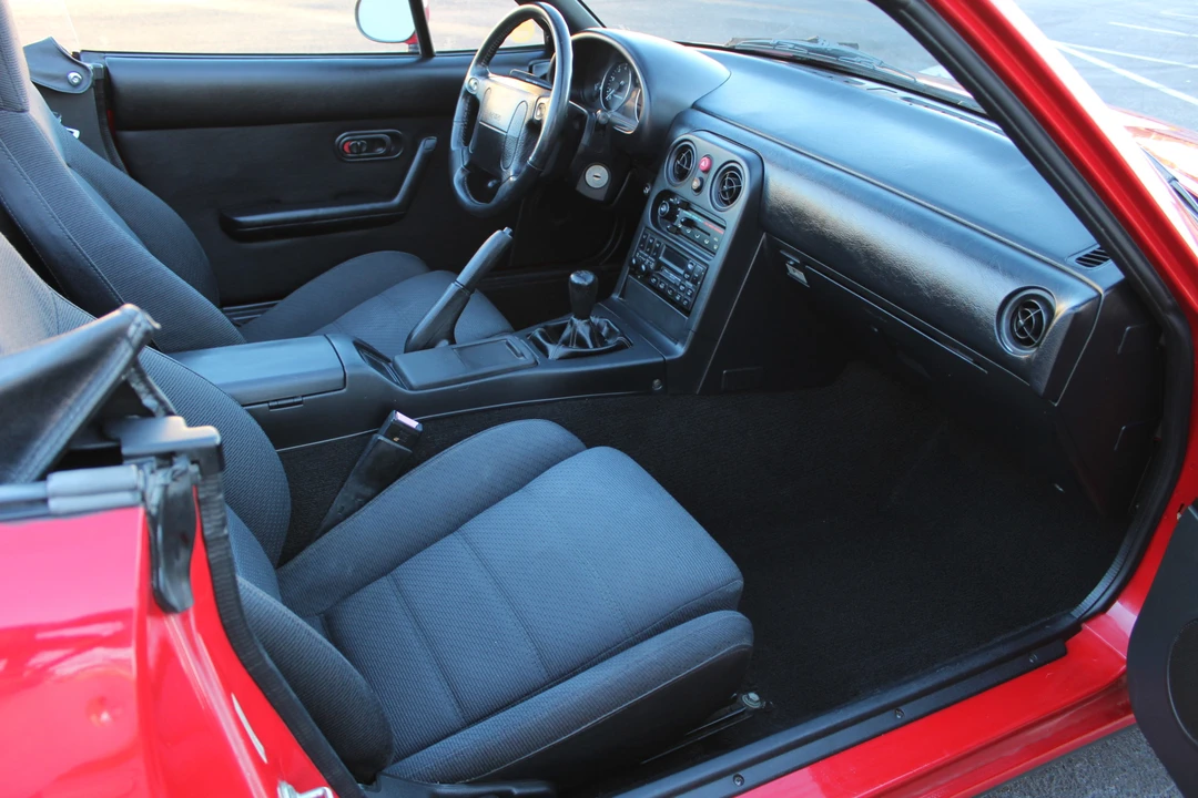 1990 Mazda NA MX-5 Miata - Image 30 of 31