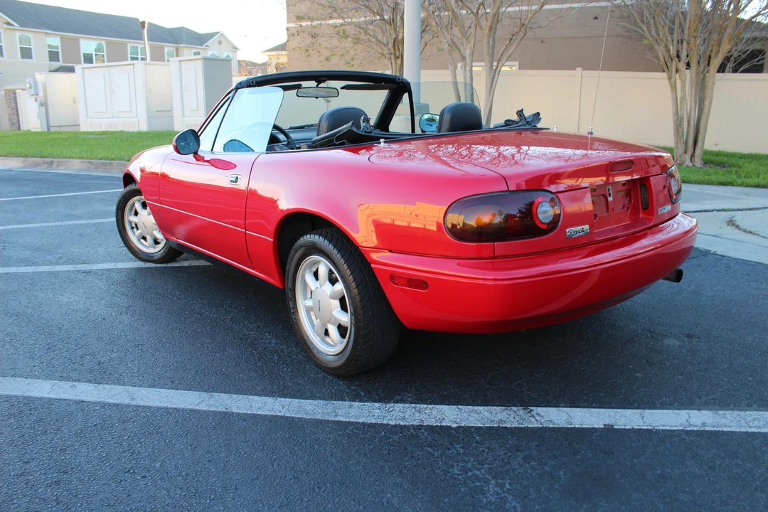1990 Mazda NA MX-5 Miata - Image 5 of 31