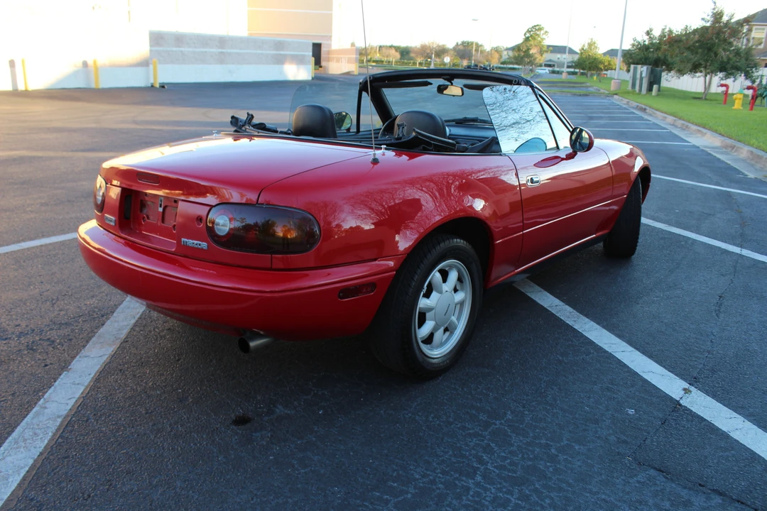 1990 Mazda NA MX-5 Miata - Image 6 of 31
